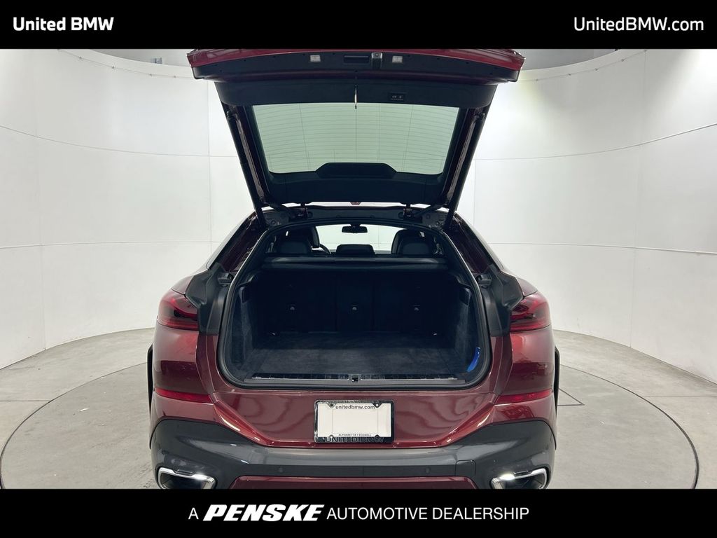 Thumbnail: 2025 BMW X6 - 22