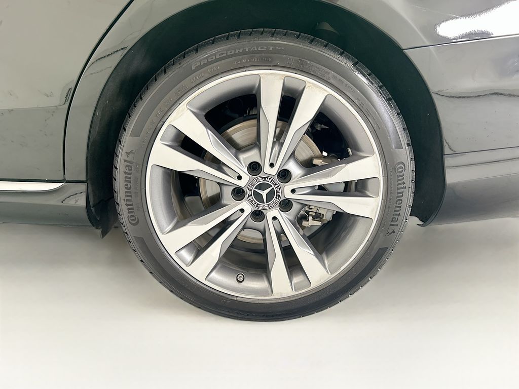 Thumbnail: 2021 Mercedes-Benz C-Class - 29