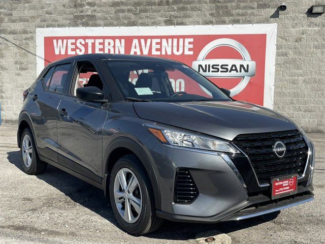 Gray (Gun Metallic) 2025 Nissan Kicks Play S FWD SUV / Crossover Front-Wheel Drive Continuously Variable Transmission