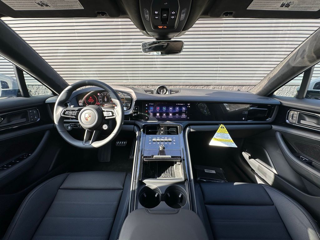 Thumbnail: 2026 Porsche Panamera - 6