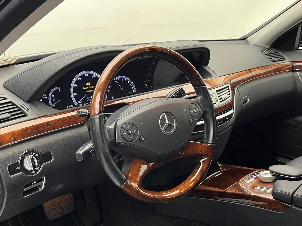 Thumbnail: 2012 Mercedes-Benz S-Class - 10