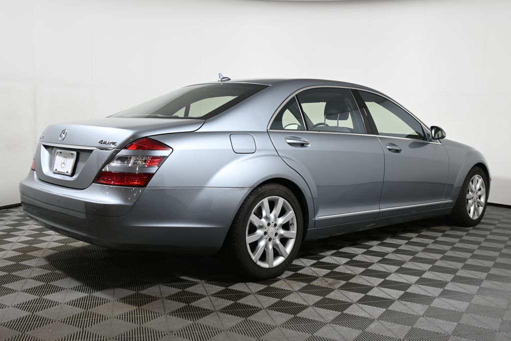 Thumbnail: 2008 Mercedes-Benz S-Class - 10
