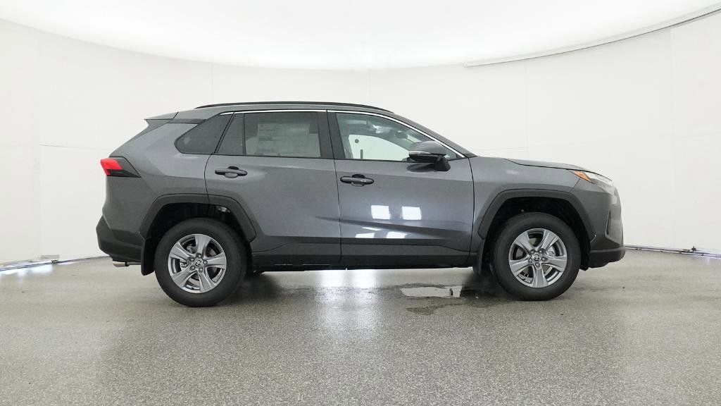 Thumbnail: 2025 Toyota RAV4 - 32