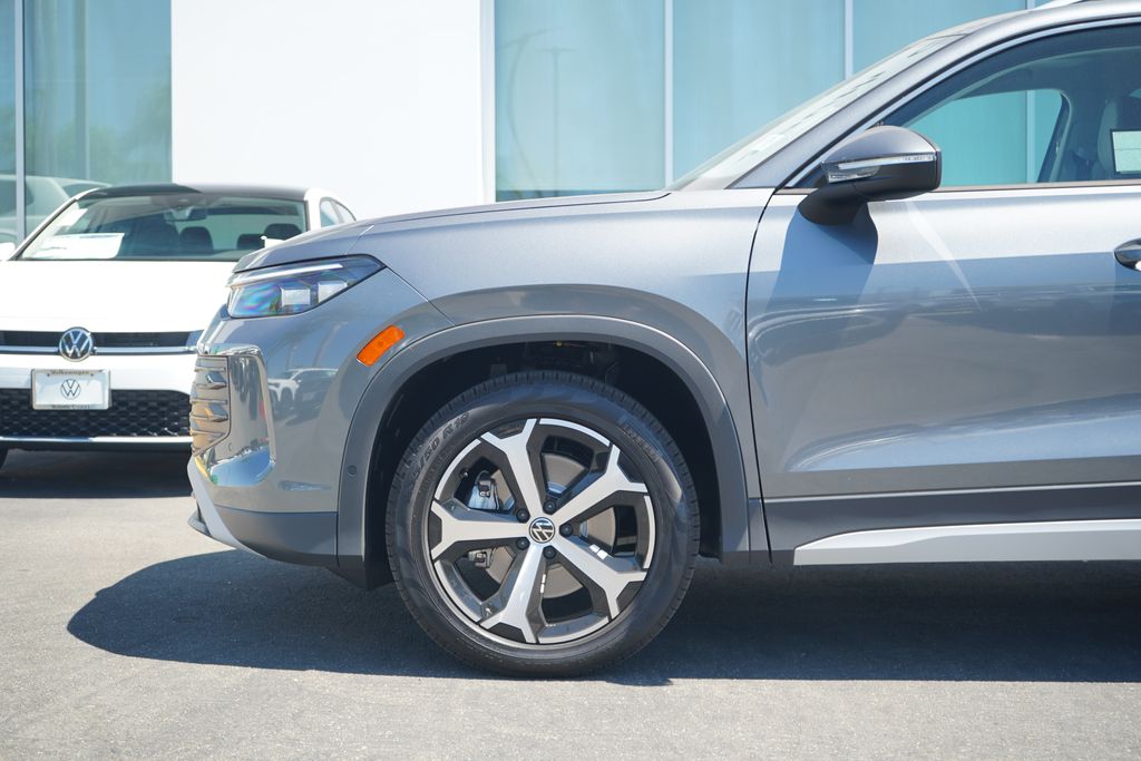 Thumbnail: 2025 Volkswagen Tiguan - 2