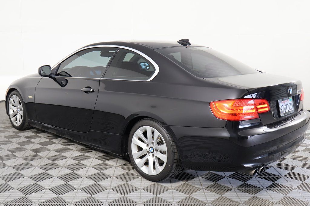 Thumbnail: 2013 BMW 3 Series - 4