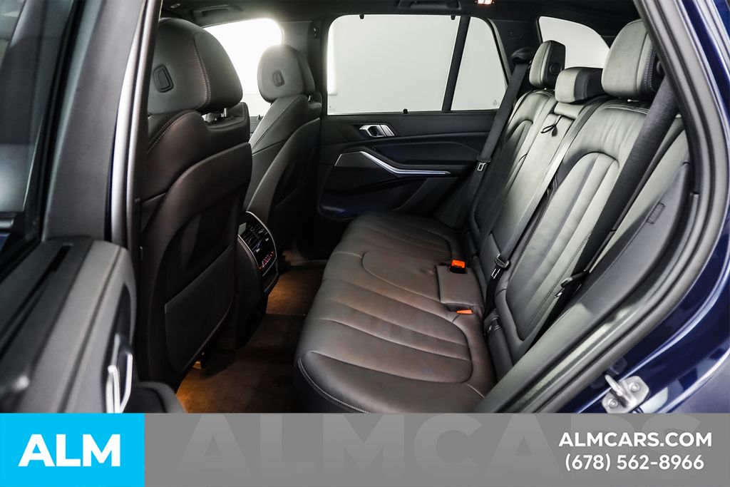 Used 2022 Blue BMW xDrive40i image 17