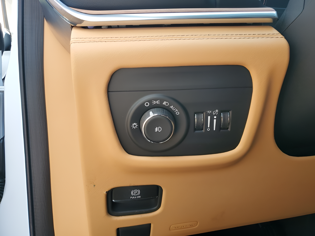New Car 2025 Jeep Grand Cherokee  Summit For Sale Under $70,000 In Austin, Texas