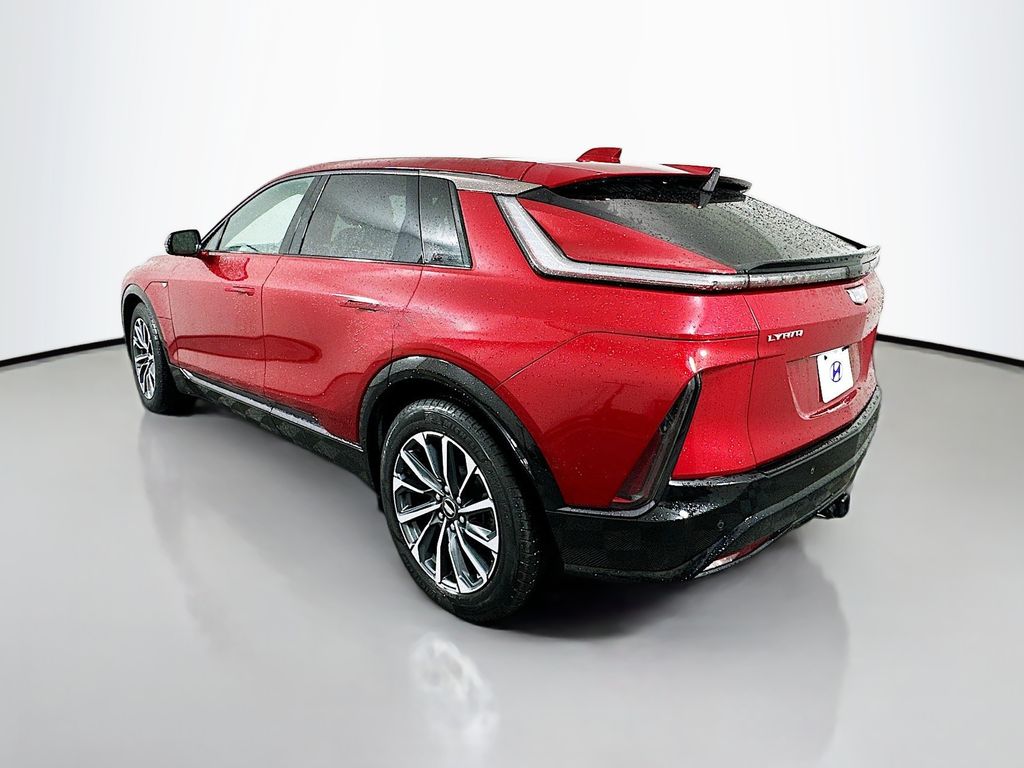 Thumbnail: 2024 Cadillac Lyriq - 7
