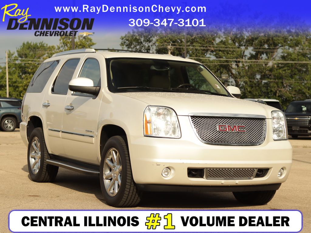 White Diamond Clearcoat 2013 GMC Yukon SUV / Crossover All-Wheel Drive 6-Speed Automatic Overdrive