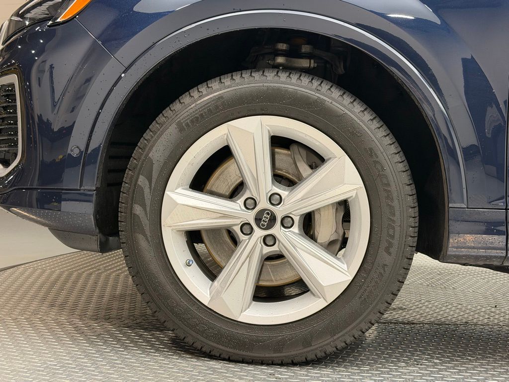 Thumbnail: 2025 Audi Q7 - 5