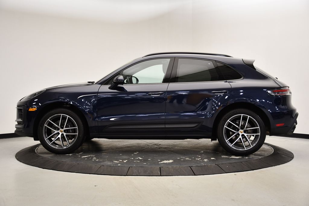 2023 Porsche Macan  2