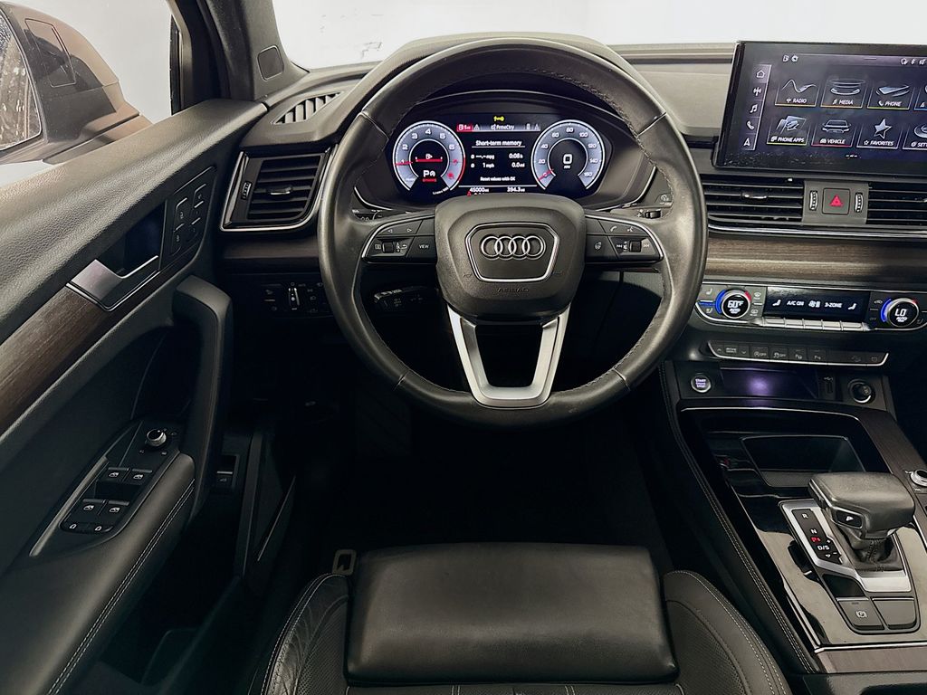 Thumbnail: 2022 Audi Q5 - 24