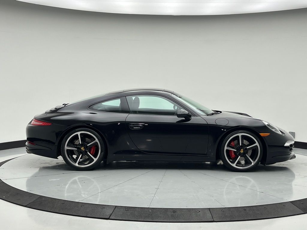 Thumbnail: 2015 Porsche 911 - 10