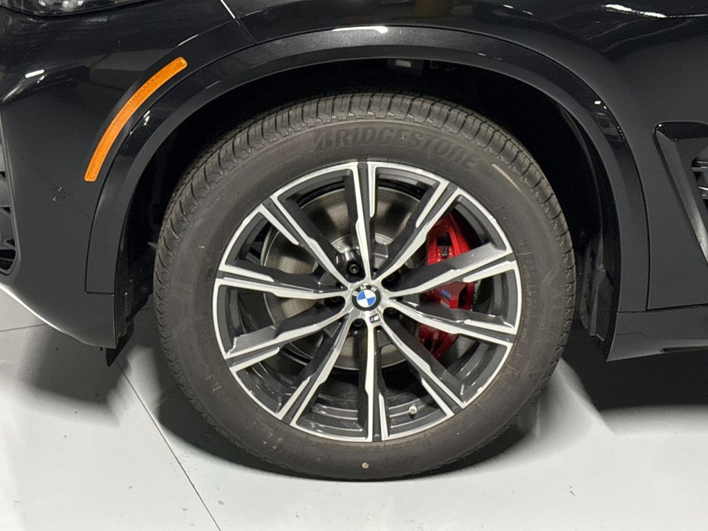 Thumbnail: 2026 BMW X5 - 10