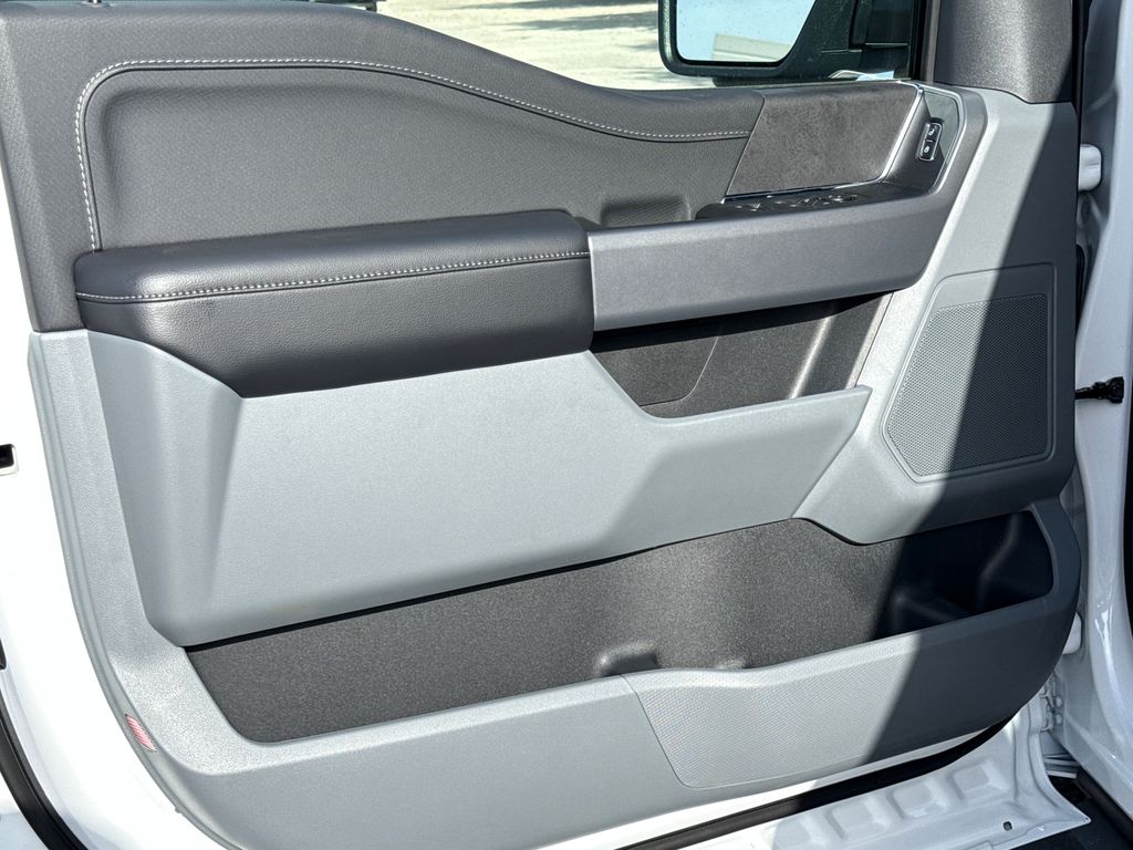 New 2026 White Ford XLT image 18