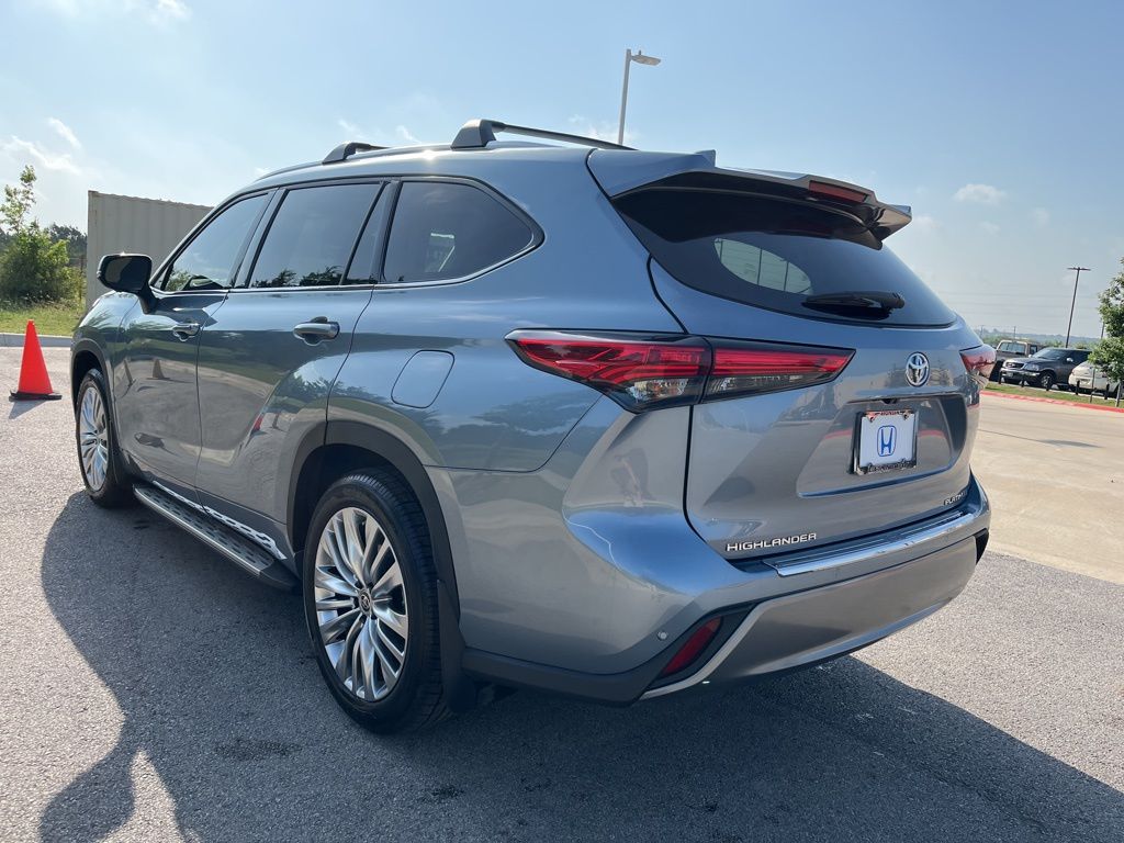2023 Toyota Highlander Platinum 6