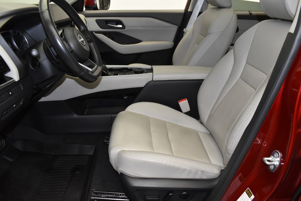 2022 Nissan Rogue SL 13