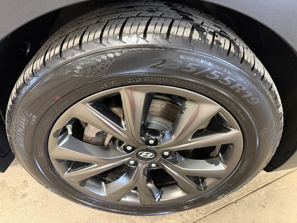 used 2017 Hyundai Santa Fe Sport car, priced at $9,760