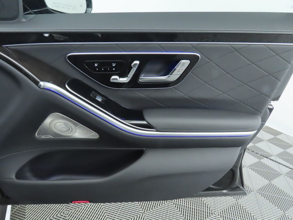 Thumbnail: 2026 Mercedes-Benz S-Class - 27