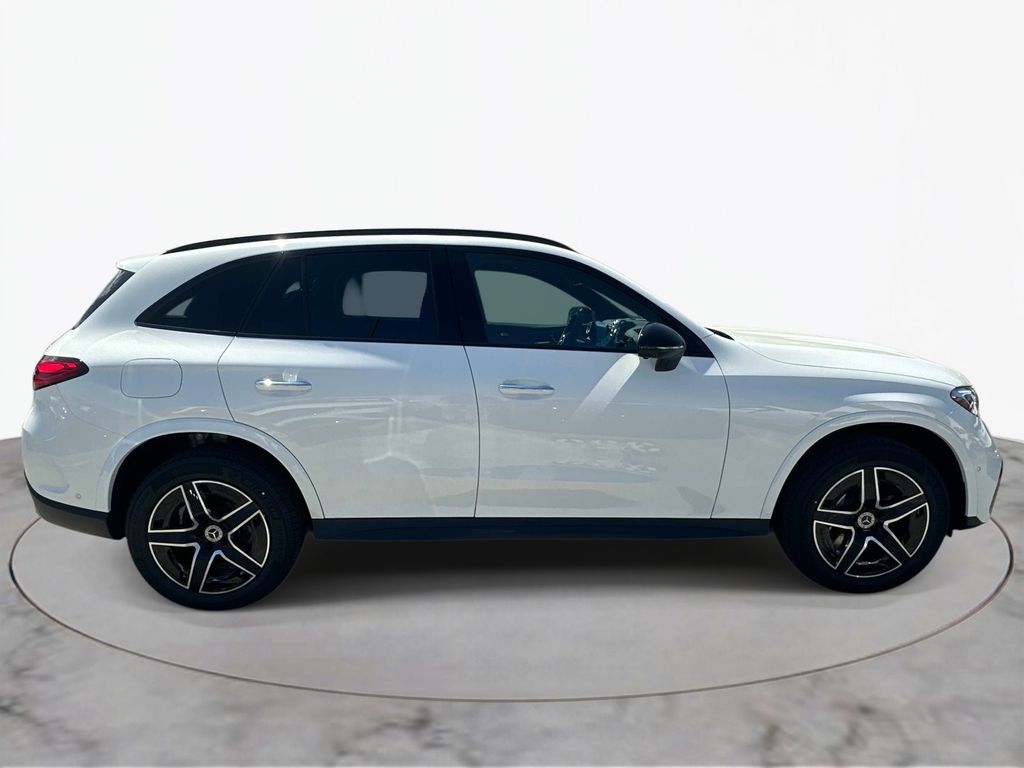 Thumbnail: 2026 Mercedes-Benz GLC - 2