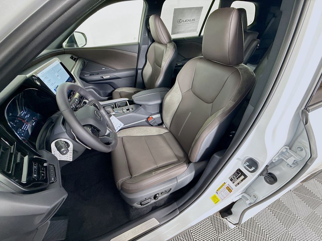 Thumbnail: 2026 Lexus TX - 16
