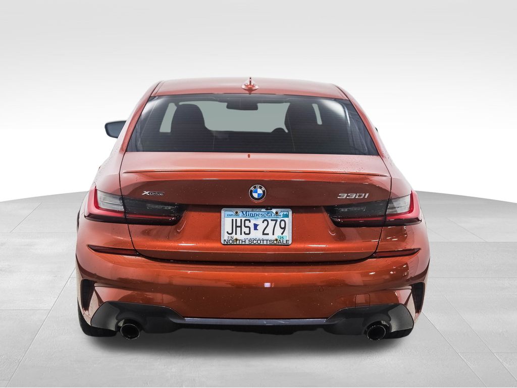 Thumbnail: 2022 BMW 3 Series - 4