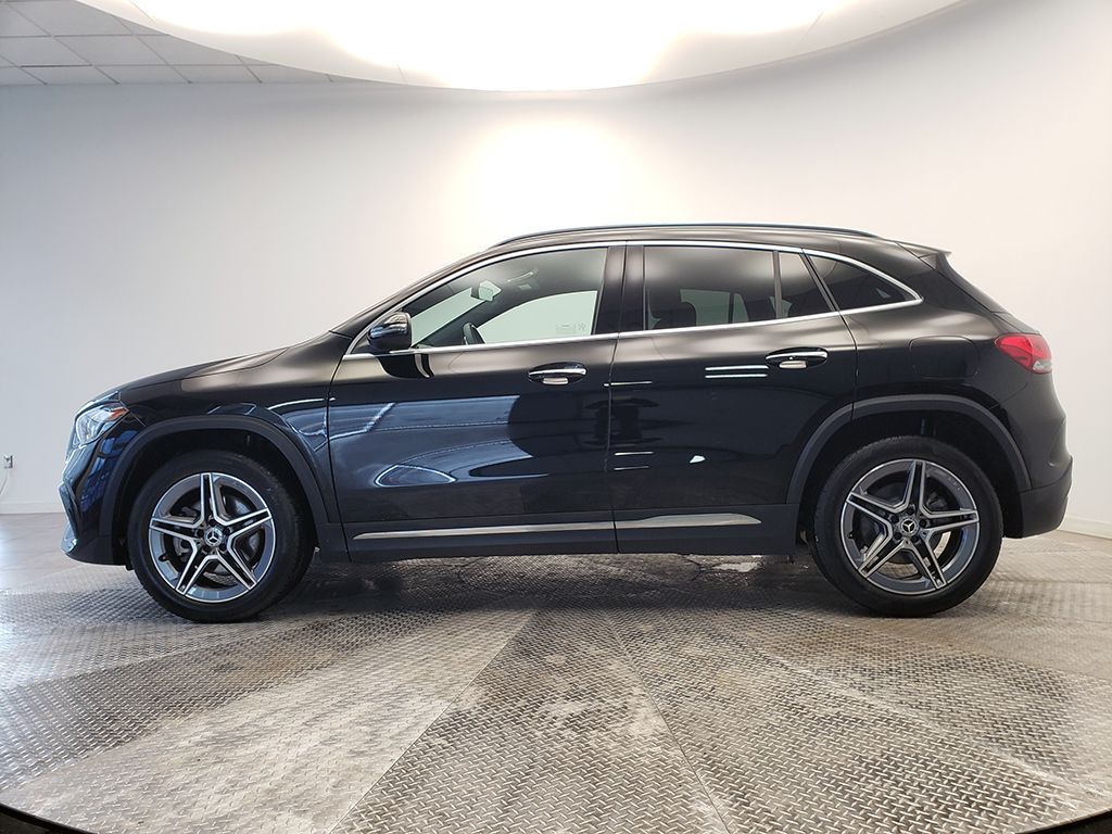 Thumbnail: 2023 Mercedes-Benz GLA - 2