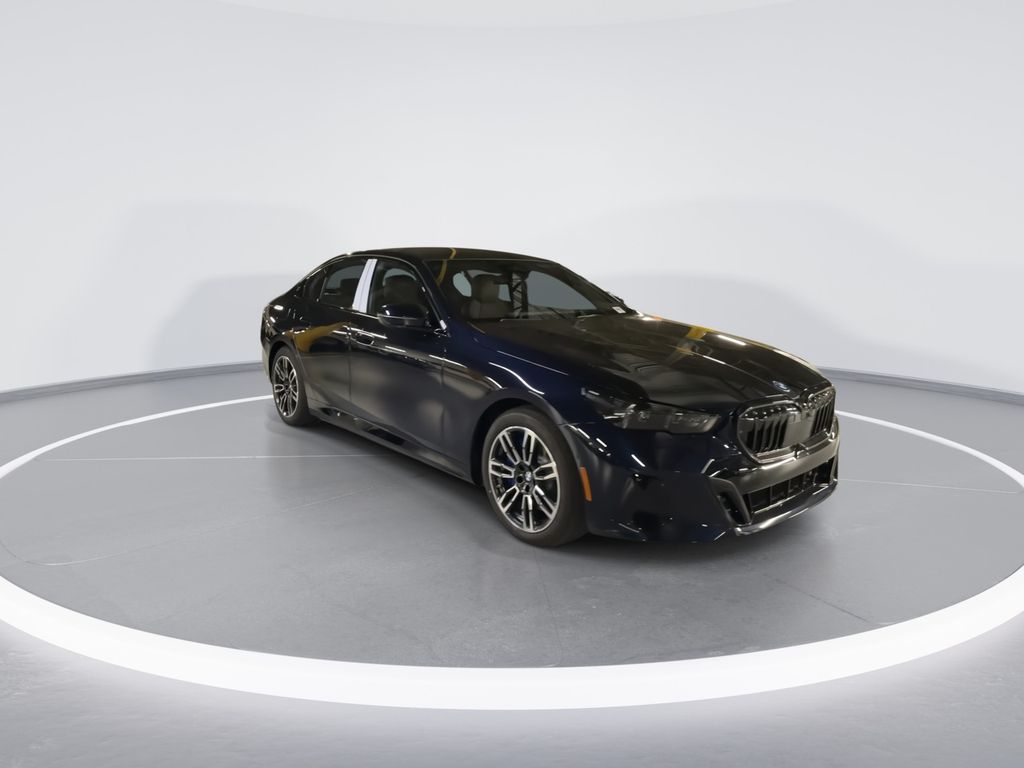 Thumbnail: 2026 BMW 5 Series - 2