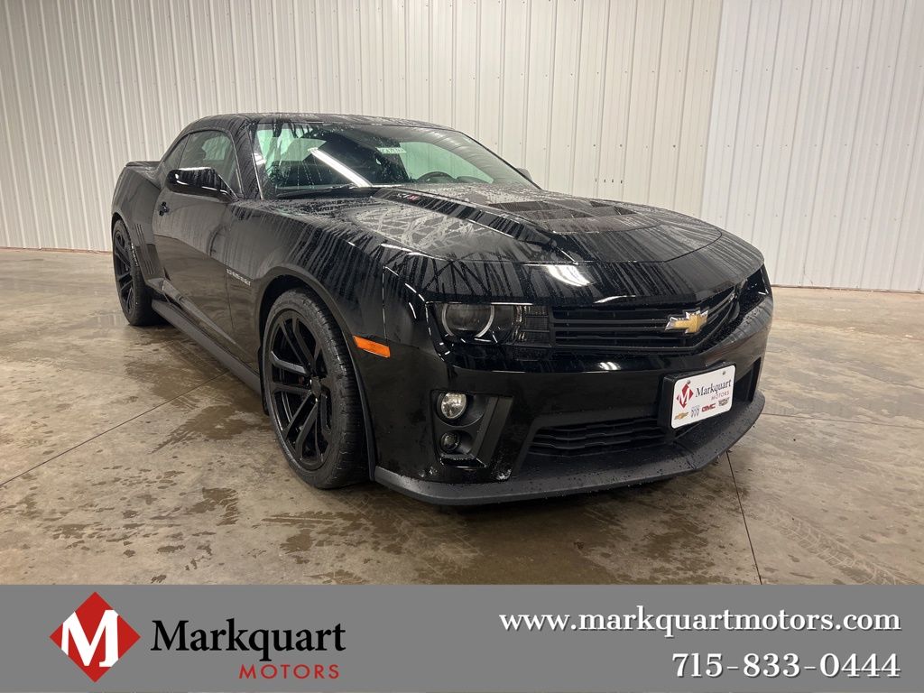 2015 Chevrolet Camaro ZL1 Coupe RWD