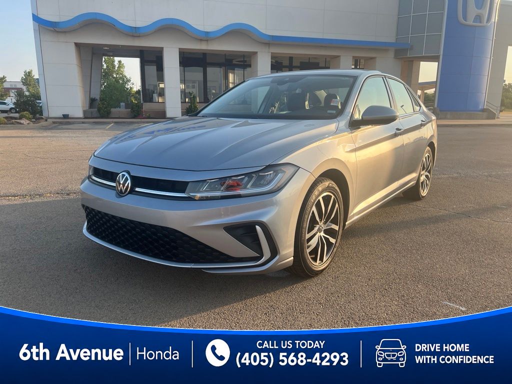 Pyrite Silver Metallic 2025 Volkswagen Jetta Sedan Front-Wheel Drive 8-Speed Automatic