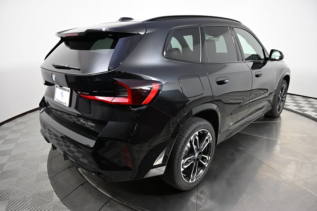 Thumbnail: 2026 BMW X1 - 5