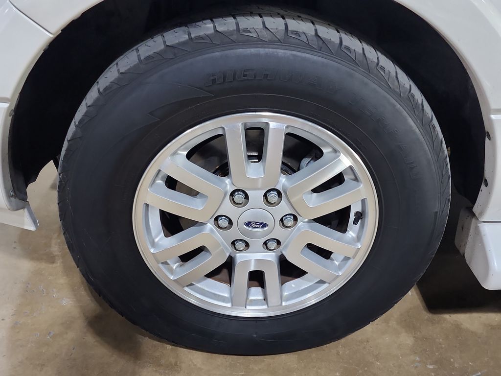 2012 Ford Expedition Limited photo