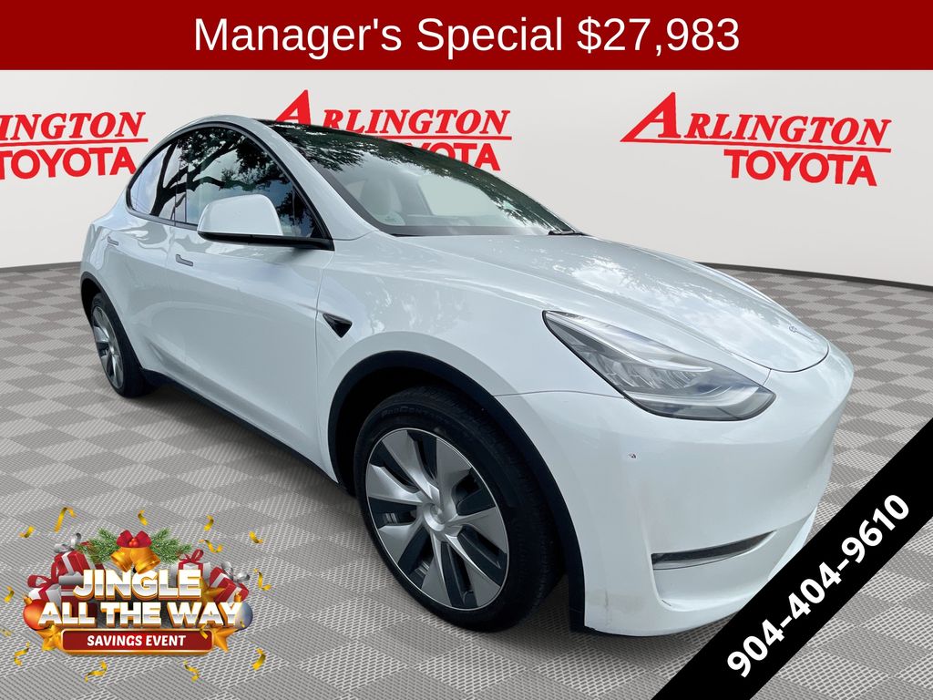 2023 Tesla Model Y Long Range's photo