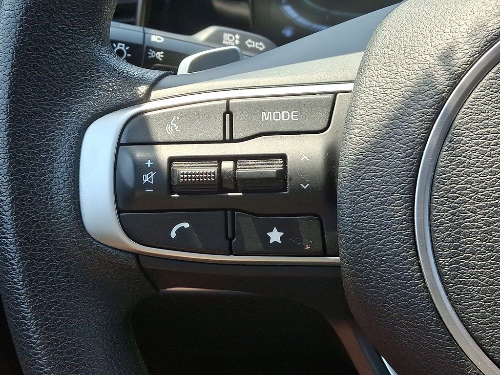 Thumbnail: 2023 Kia Sportage - 21