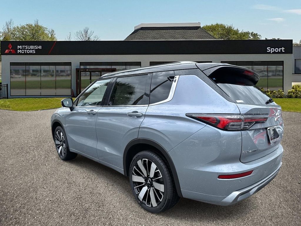 2025 Mitsubishi Outlander SEL - Photo 6
