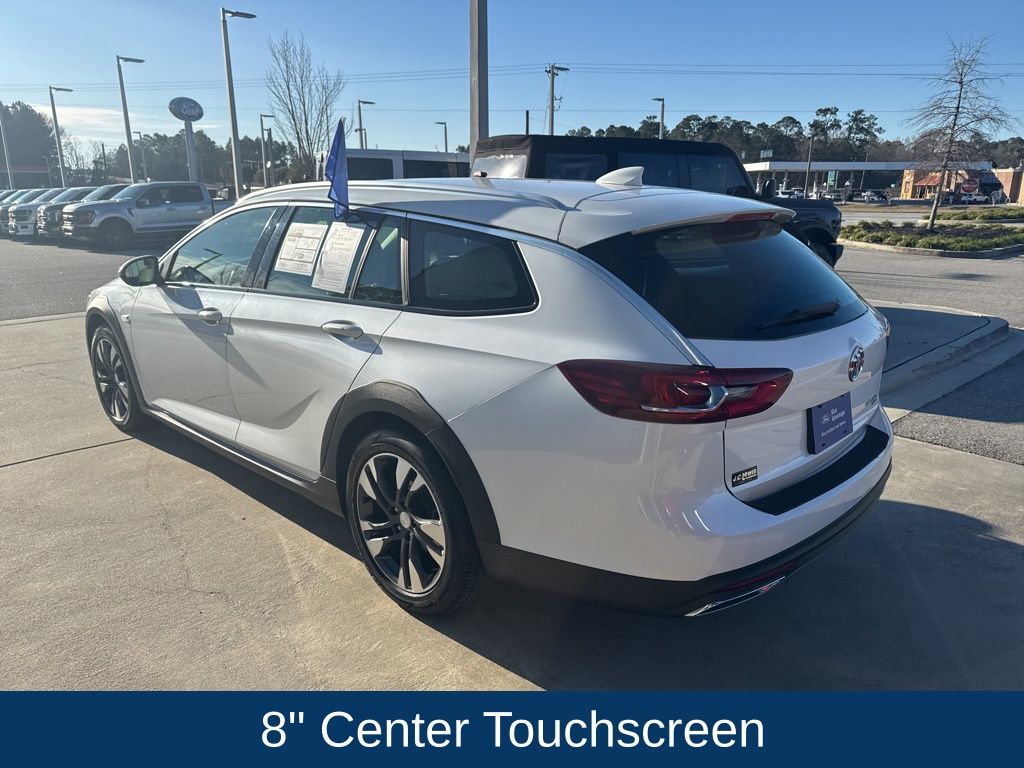 2019 Buick Regal TourX AWD Essence