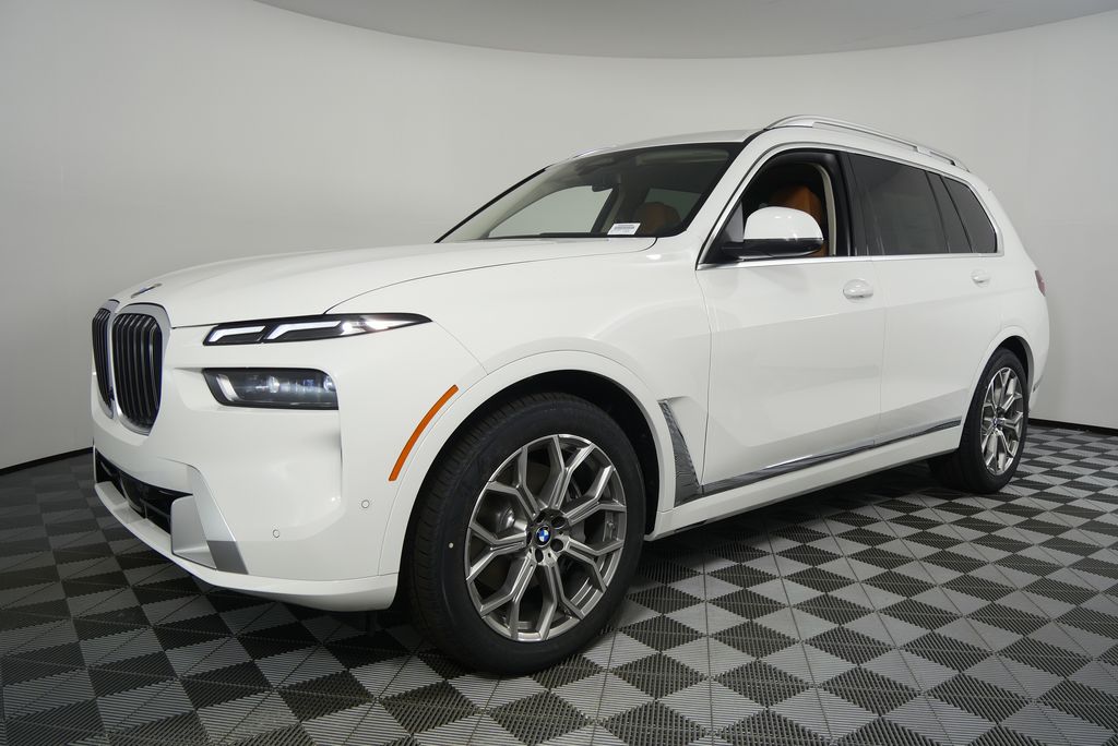 Thumbnail: 2026 BMW X7 - 7