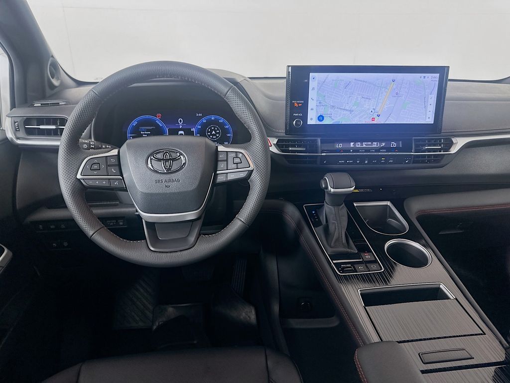 Thumbnail: 2026 Toyota Sienna - 23