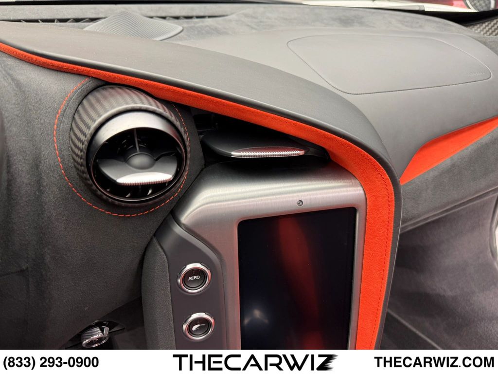 2024 McLaren 750S