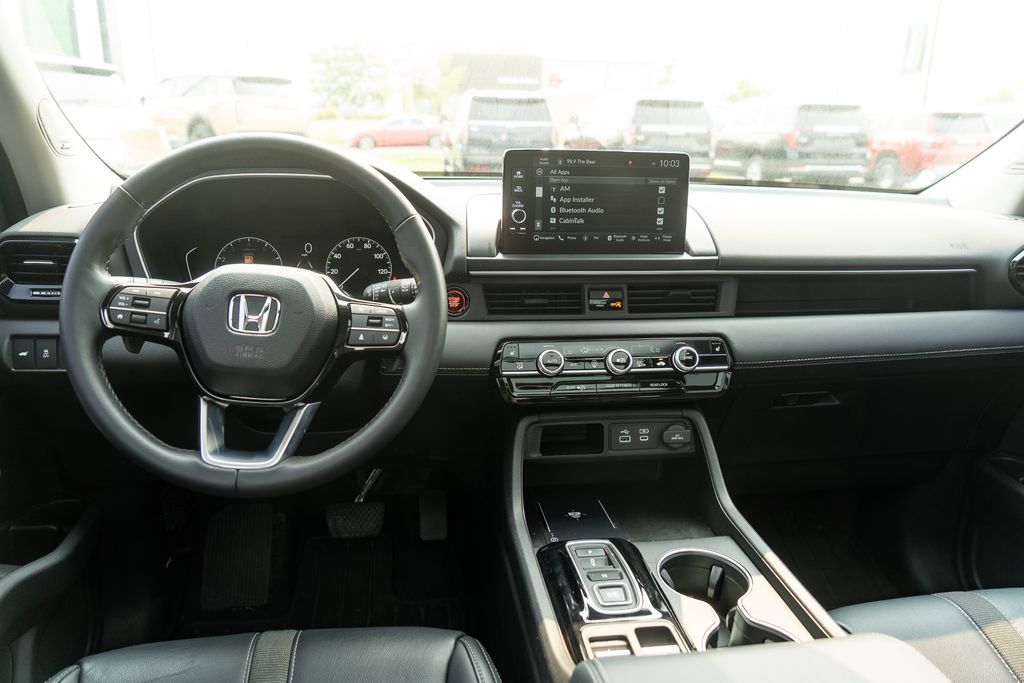 2024 Platinum White Pearl Honda Pilot Touring AWD SUV