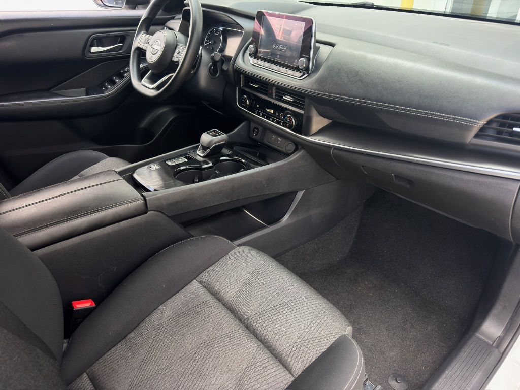 2024 Nissan Rogue SV White at Central Houston Nissan