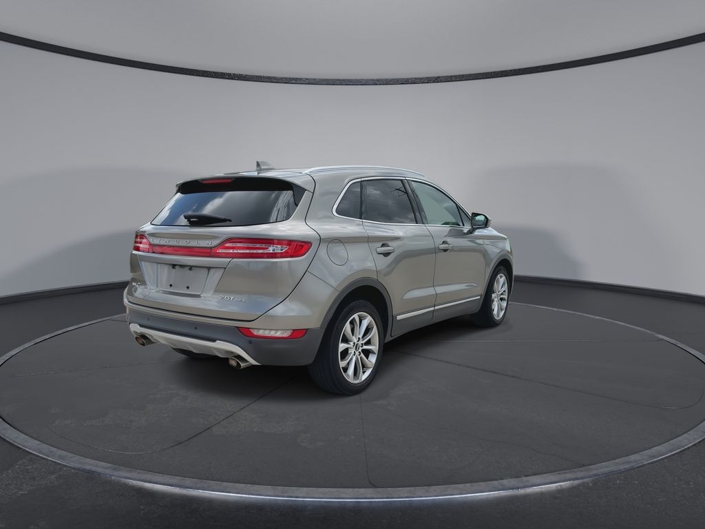 Thumbnail: 2017 Lincoln MKC - 8