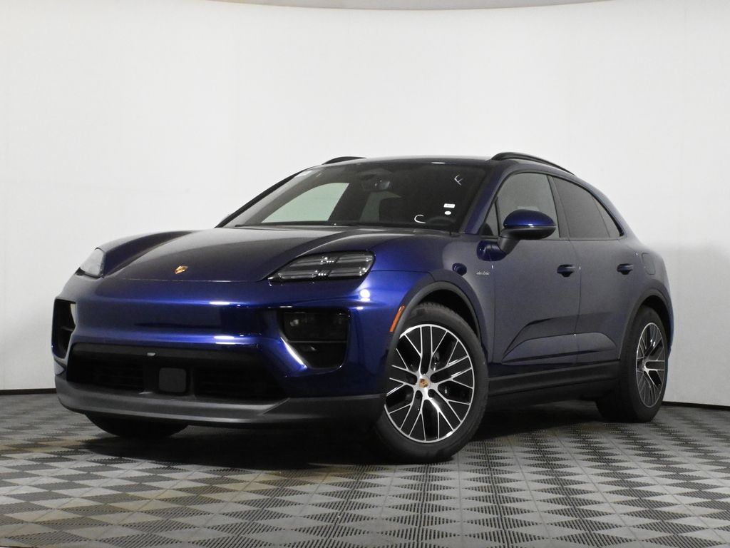 Thumbnail: 2025 Porsche Macan - 1