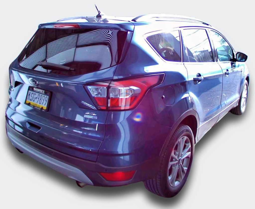 2018 Ford Escape SEL Blue at John Sisson Motors