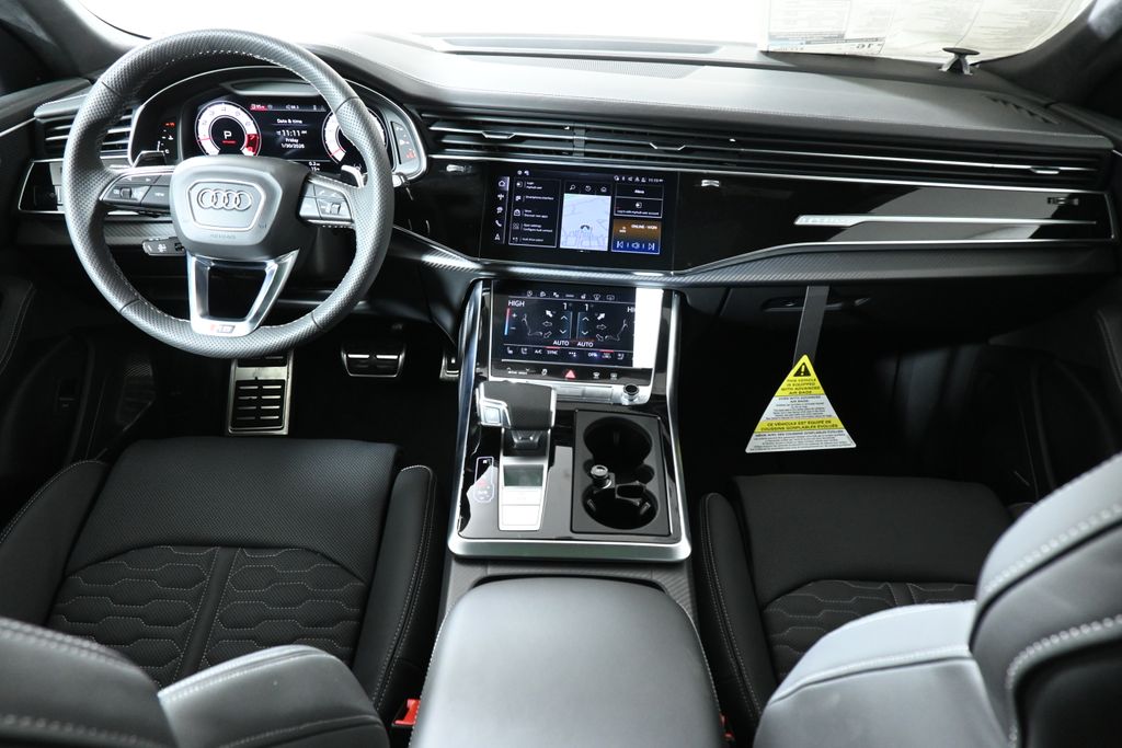 Thumbnail: 2026 Audi RS Q8 - 3