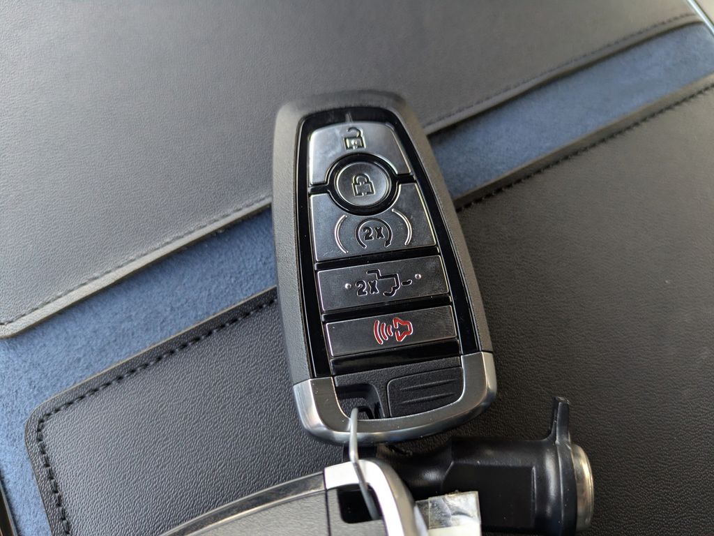 2026 Ford F-350 Super Duty Platinum