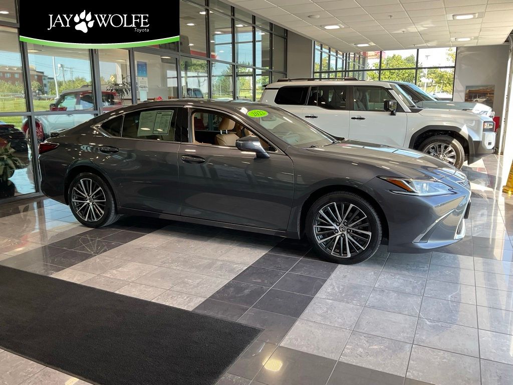 2022 Lexus ES 250 AWD