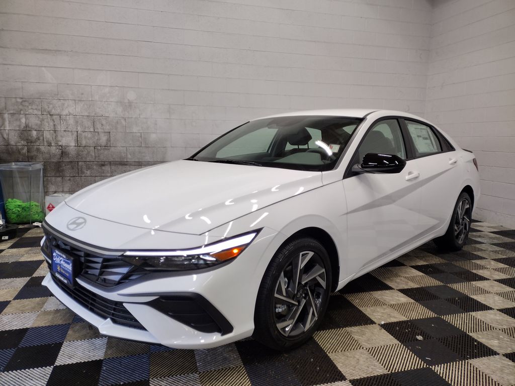 2025 Hyundai Elantra SEL Sport