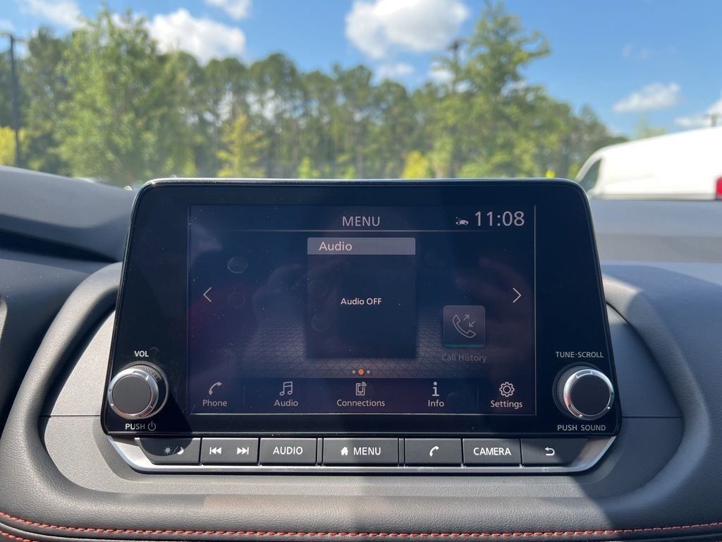2025 Everest White Pearl Nissan Rogue Rock Creek AWD SUV