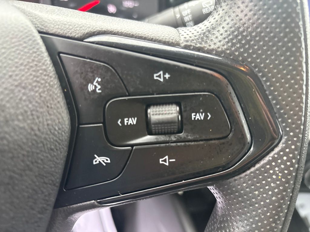 Used 2024 Chevrolet Trax SUV